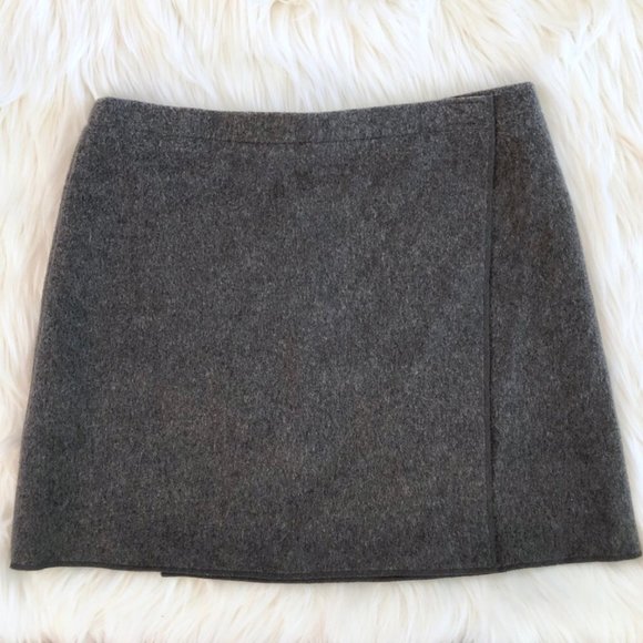 American Eagle Outfitters Dresses & Skirts - NWT American Eagle Grey Wool Wrap Mini Skirt
